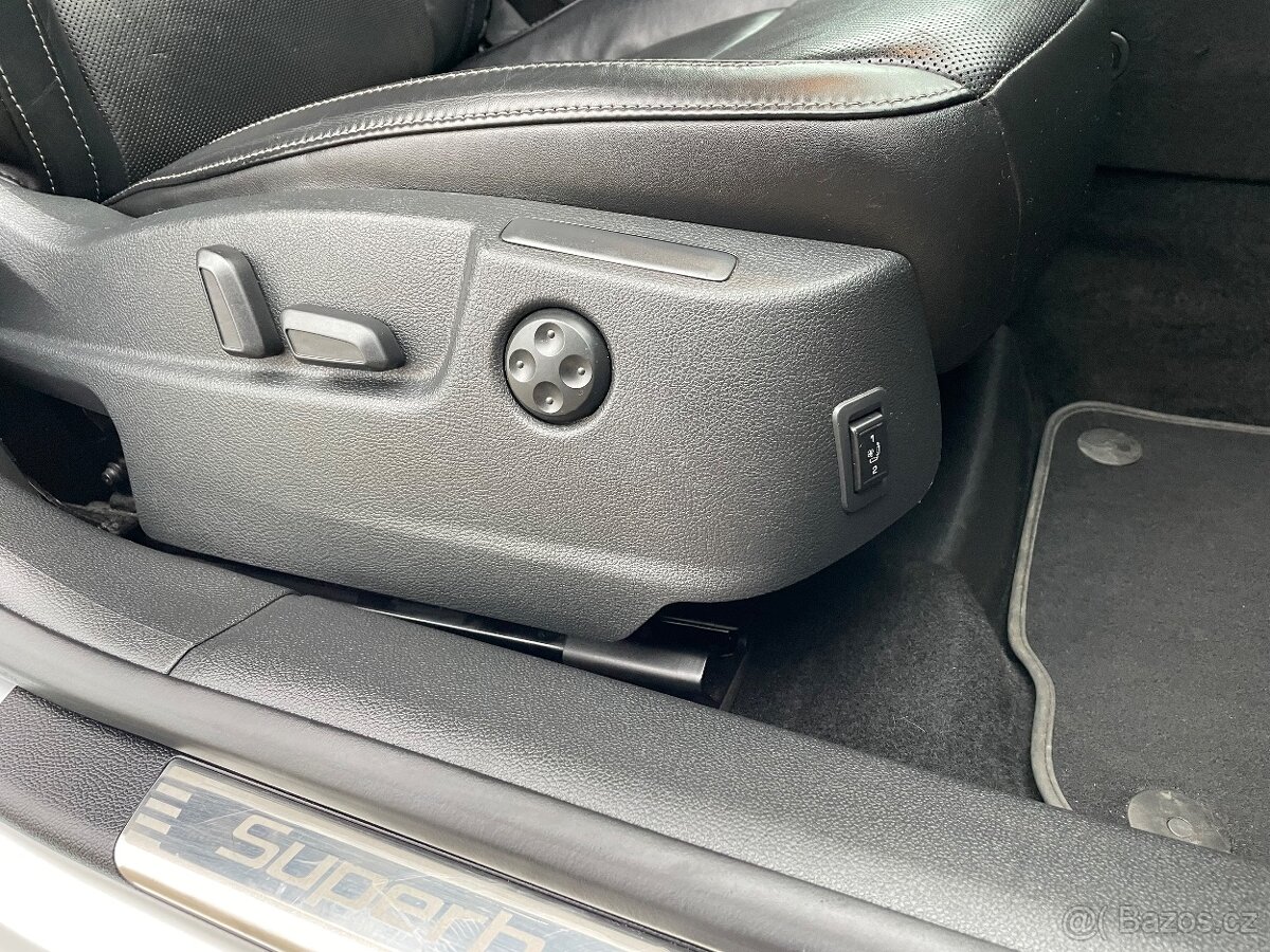 Škoda superb II 3,6 FSI - 11