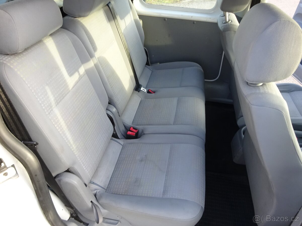 VW Caddy 1.9 TDI r.v.2008 (55 kw) Koupeno v ČR - 11