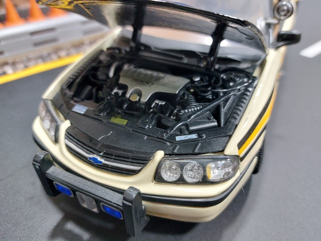 model auta Chevrolet impala policajná verzia Maisto 1:18 - 11