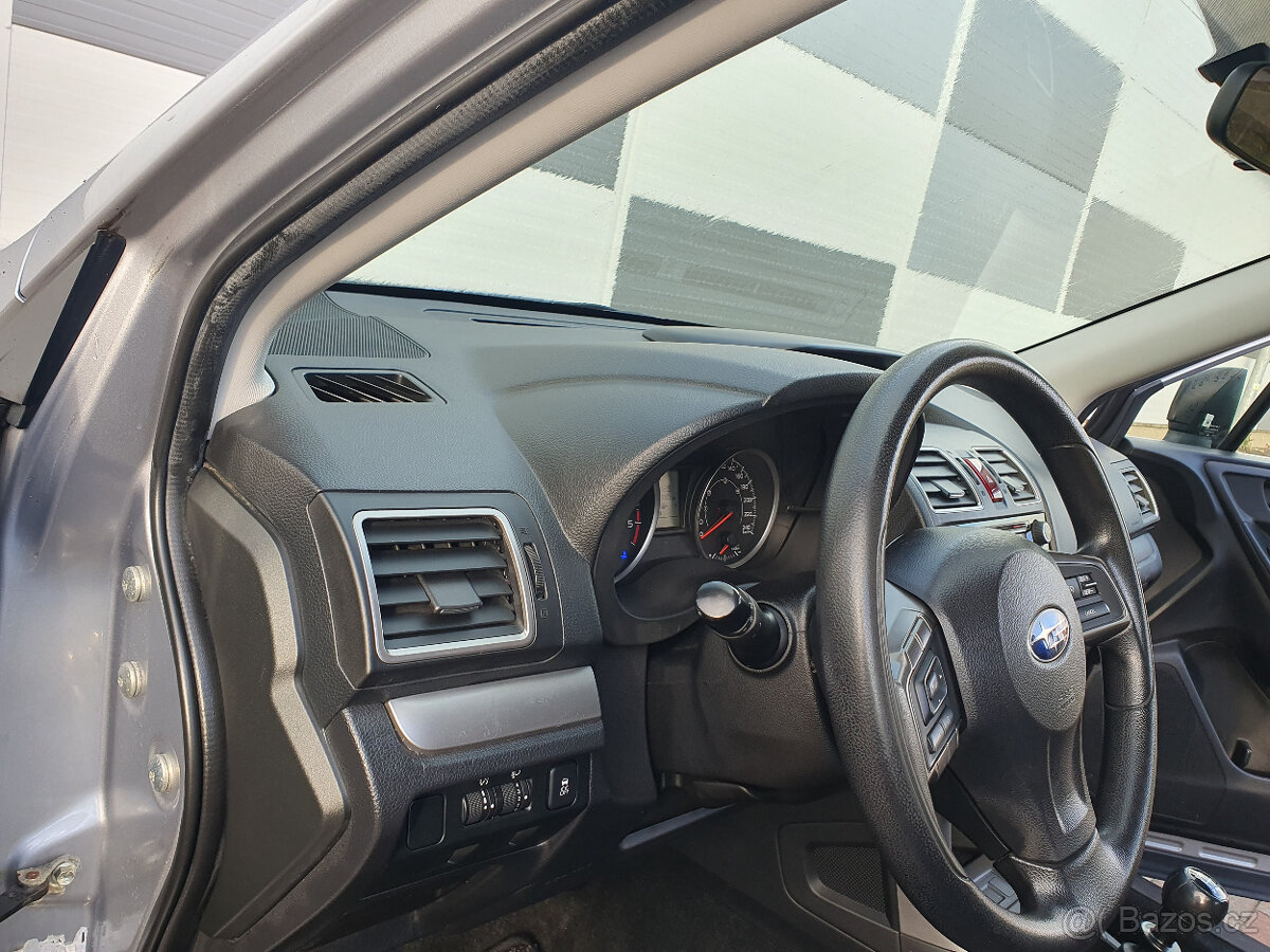 subaru forester 2.0 , 2015 4X4 - 11