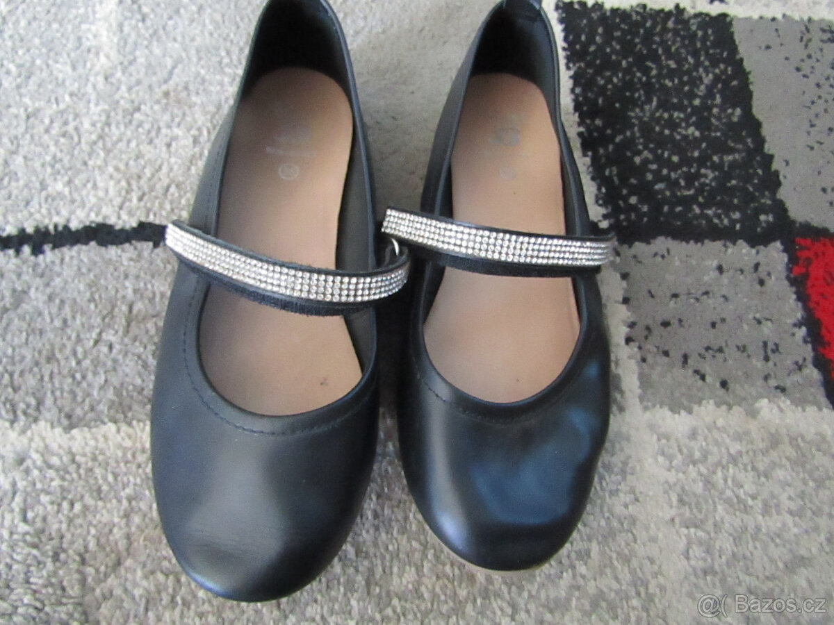 Botasky zn.Adidas v-35,baleríny zn.Baťa,Conversky - 11