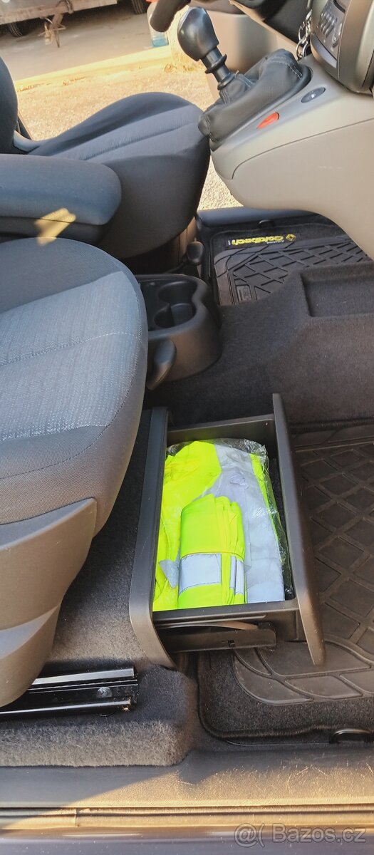 Prodám Renault Grand Scenic 1,9TDI,96Kw - 11