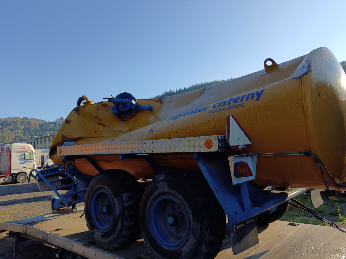 Vlek cisterna fekál 10m3 - 11