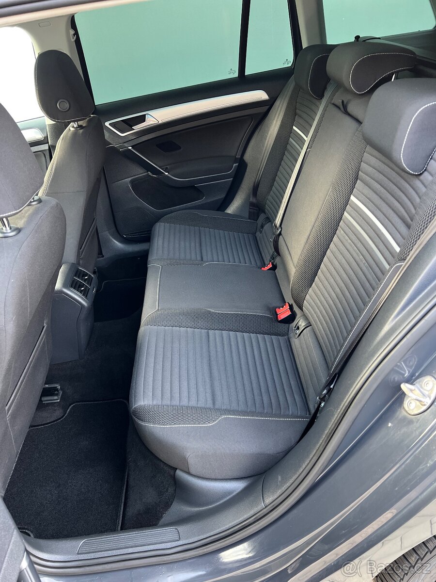 VW Golf 7 Šedá Cup - 11