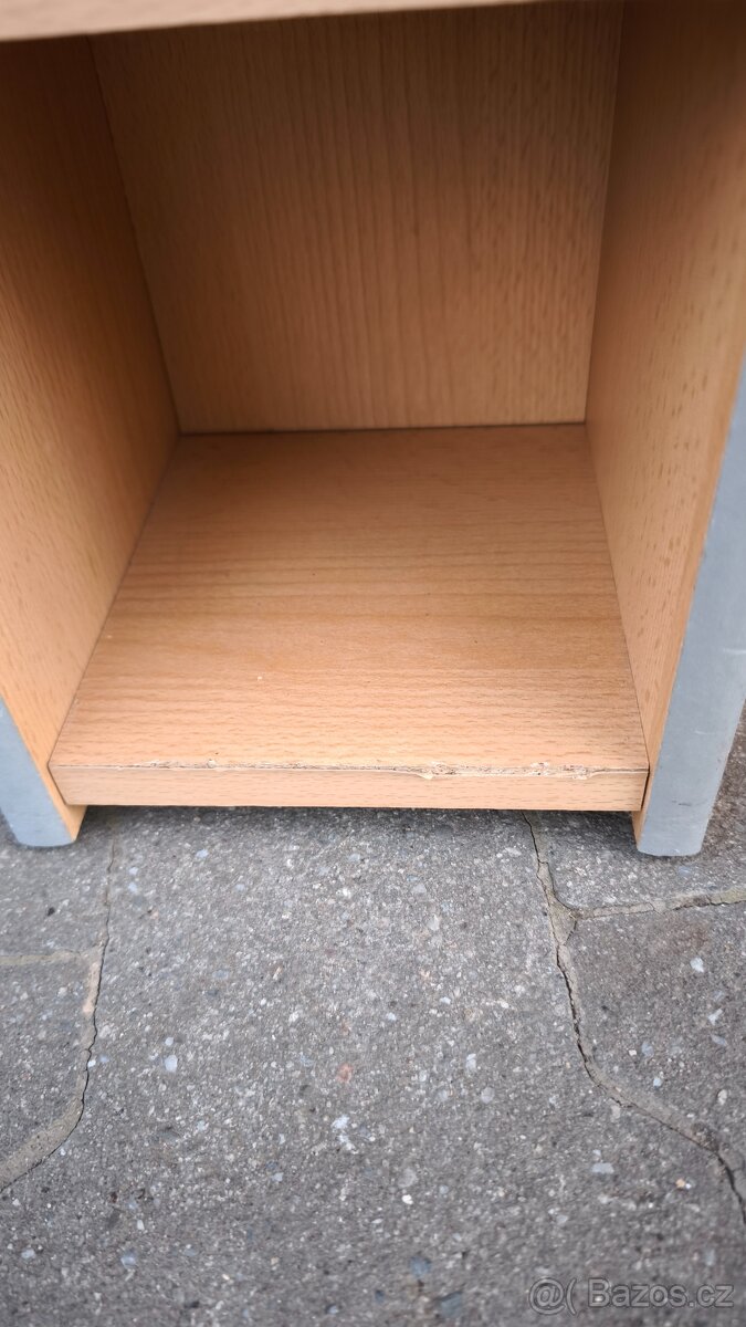 Přebalovací pult - 11