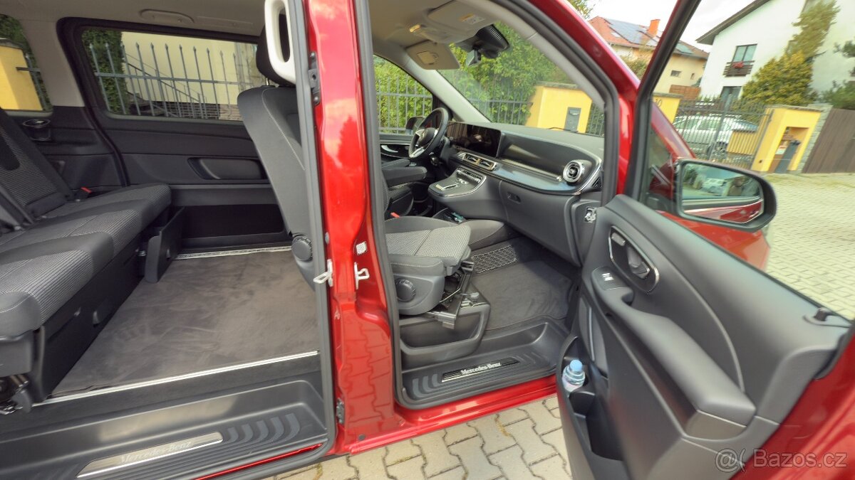 Model MERCEDES BENZ MY25 V300d AMG 4Matic AVANGARDE - 11