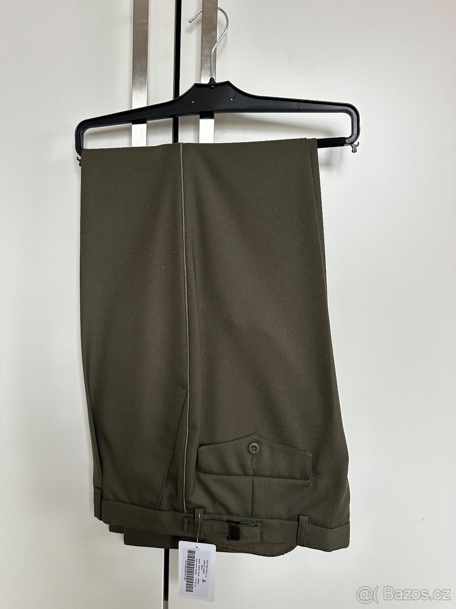 Slavnostní uniforma Vojenské Policie + boty a doplňky - 11