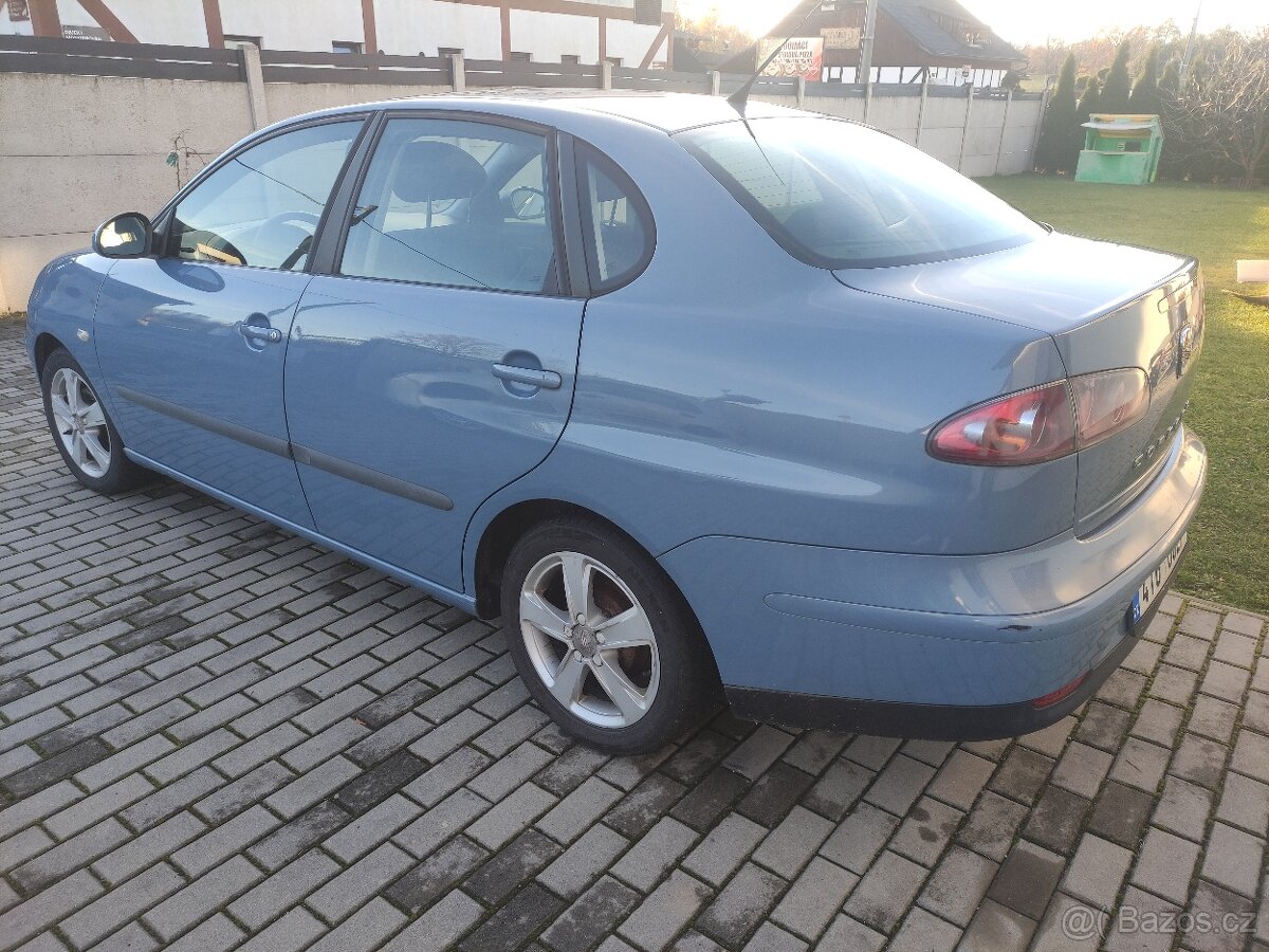 SEAT CORDOBA 1,4 MPI 63 KW LPG - 11