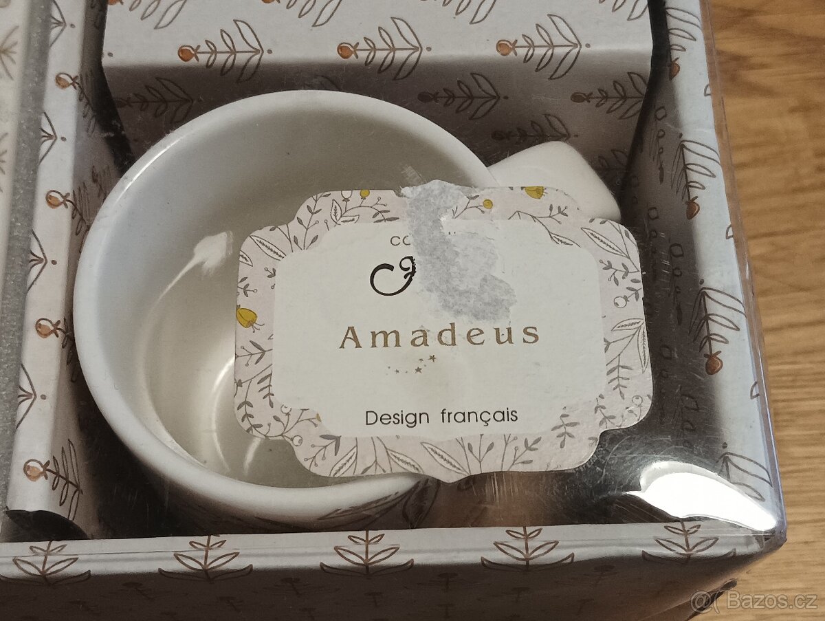 SADA DESIGNOVÝCH HRNKŮ NA KÁVU AMADEUS FRANCIE - 11