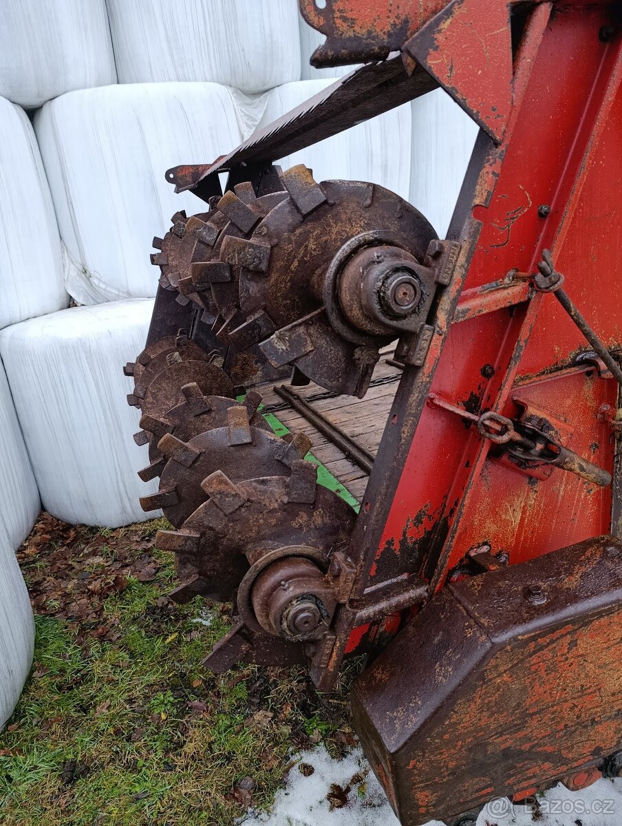 Rozmetadlo hnoje Krone - 11