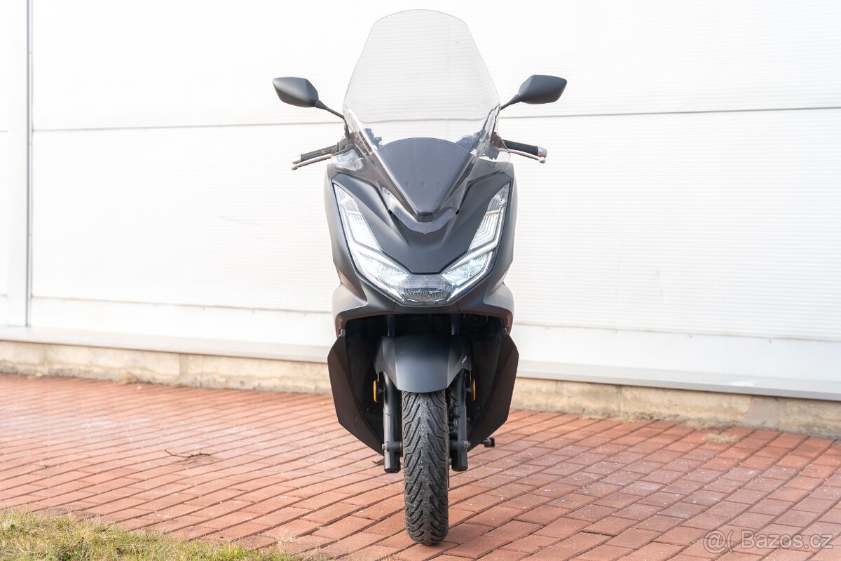 Honda PCX 125 22" - 11