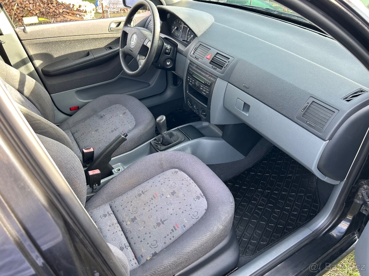 Škoda Fabia 1.4 mpi klimatizace - 11
