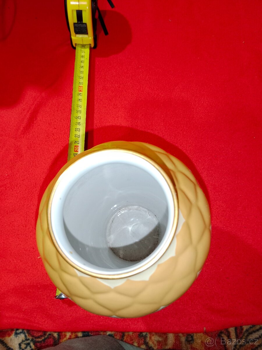 Vázy 30 ks - skleněné, porcelánové a mosazné - 11