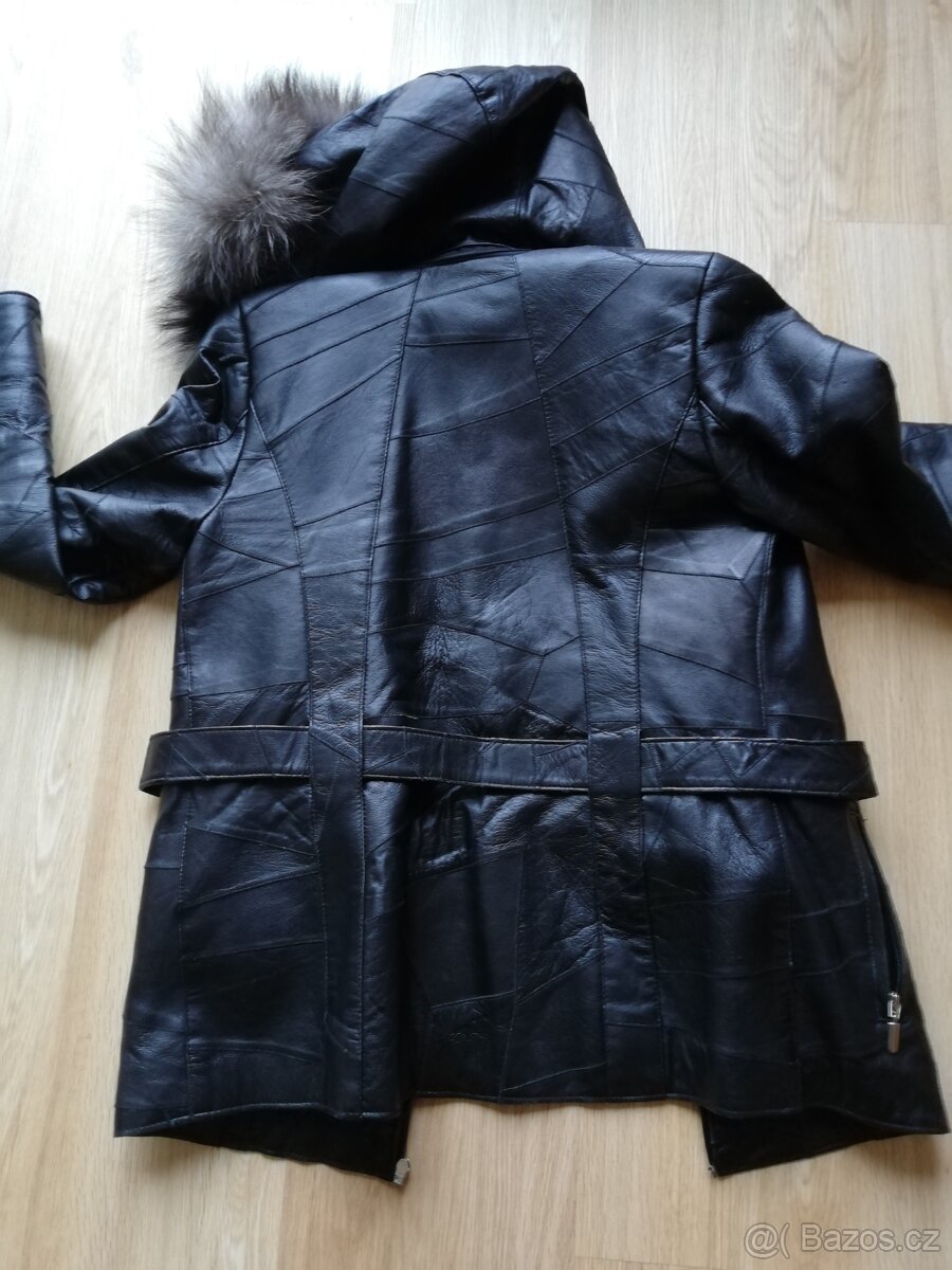 dámská kožená bunda s kapucí a kožíškem vel. 38/M - 11