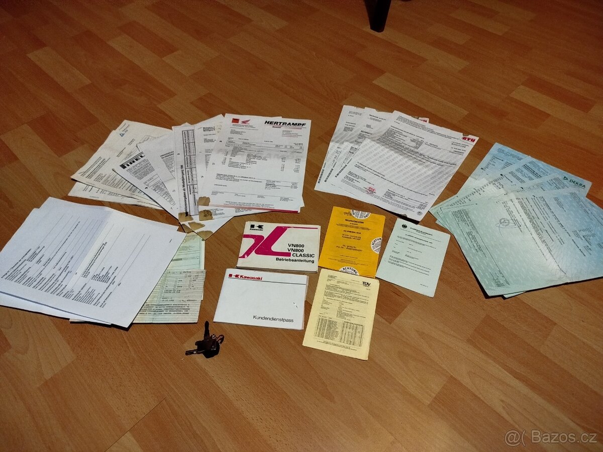 Kawasaki VN 800 - 11