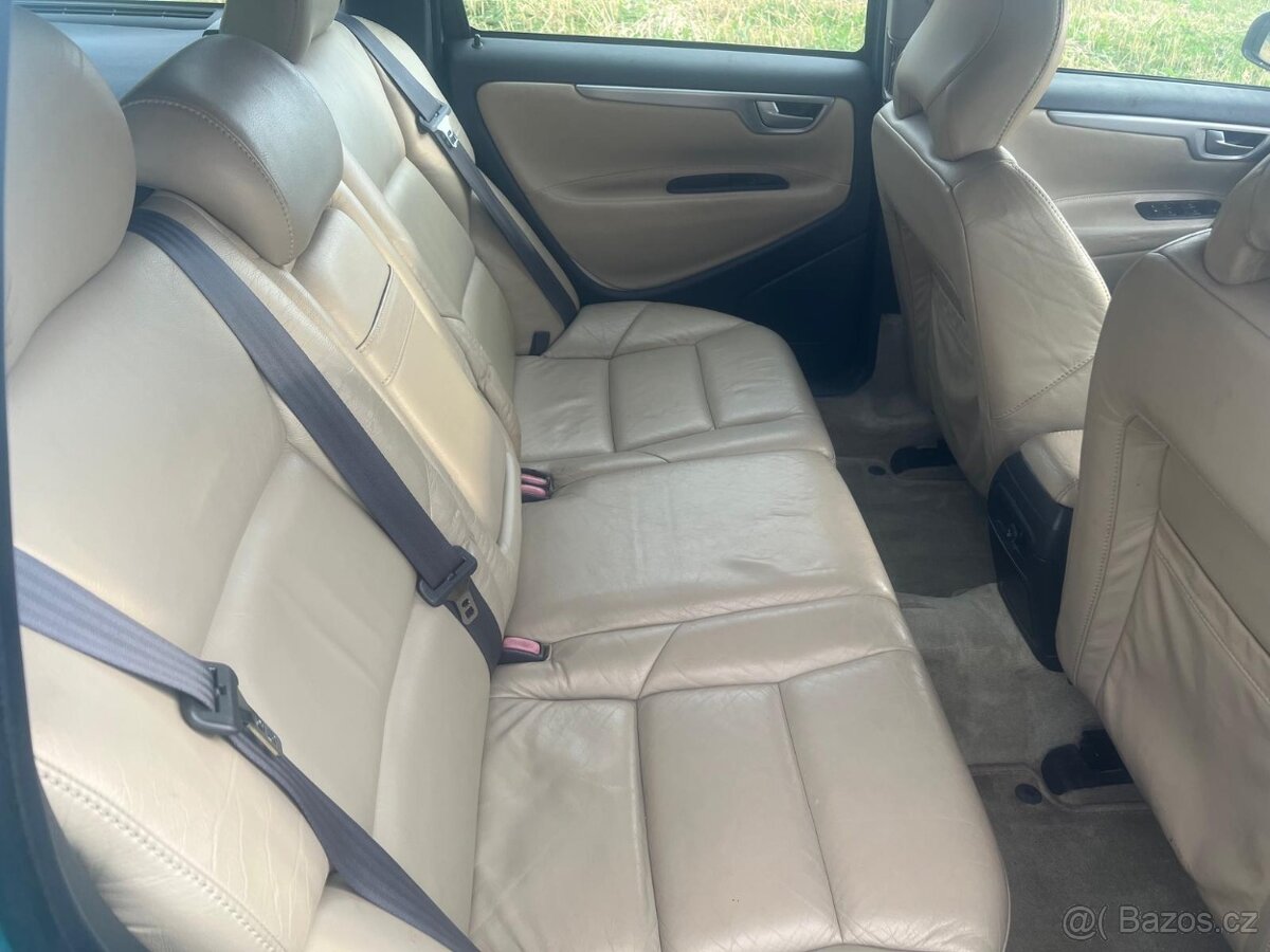 V70 R 220kw, 4x4 manuál, 158 tis km. - 11