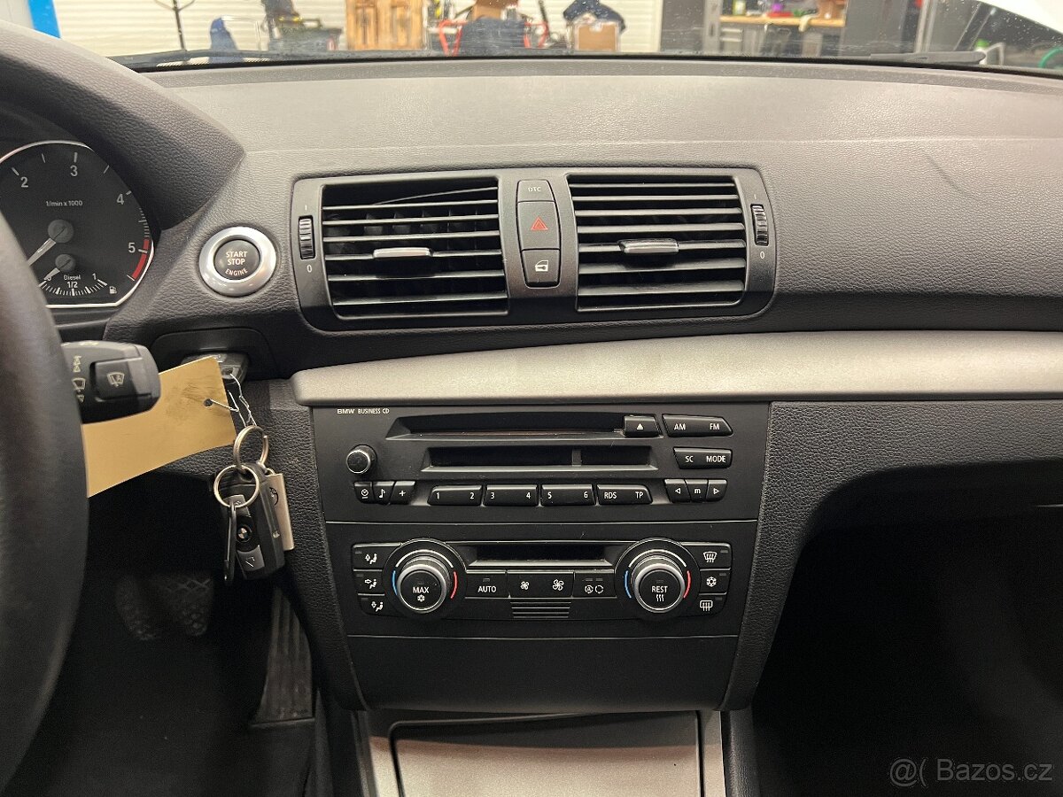BMW Řada 1 118D 105kW - 11