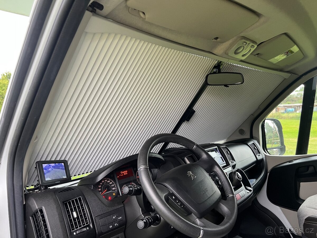 KNAUS TABBERT OBYTNÝ AUTOMOBIL 2.0 HDI 120KW,DIGIKLIMA,1MAJ - 11