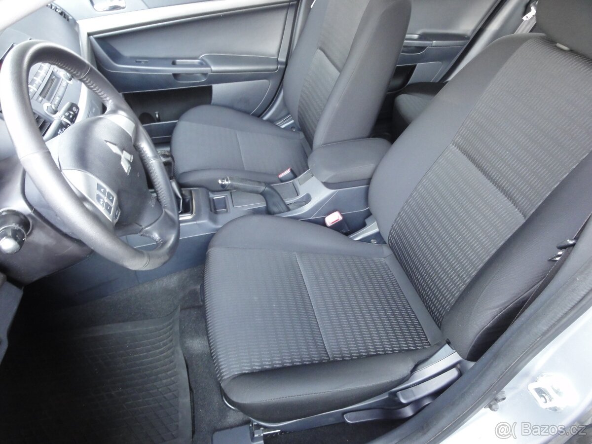 Mitsubishi Lancer 1.6 85kW 2013 50711km 1.majitel 50 tis. km - 11