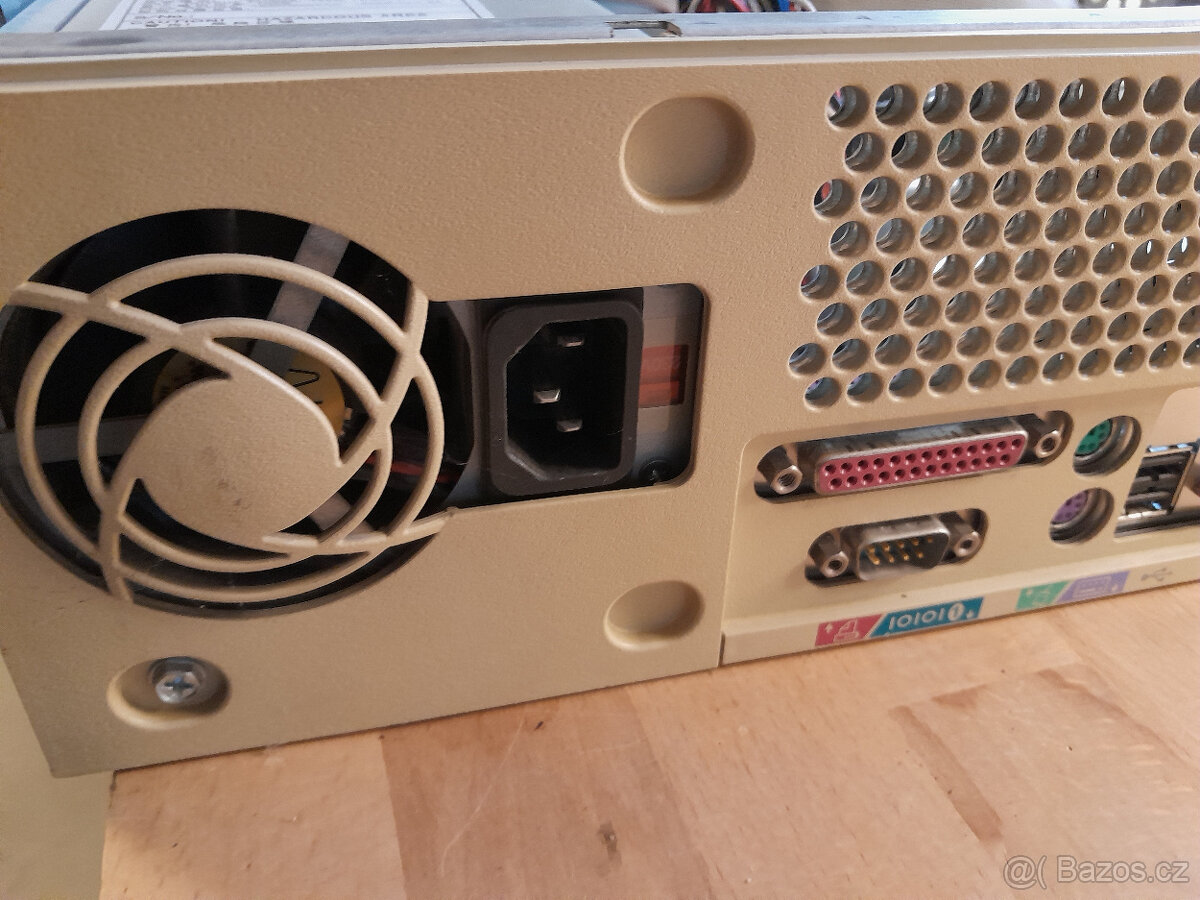 historické PC Dell OptiPlex GX115 desktop plně funkční - 11