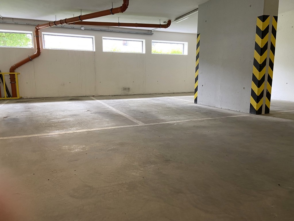 PRODEJ GARÁŽOVÉHO STÁNÍ NA ULICI ŘÍČANSKÁ, BRNO-BYSTRC - 11