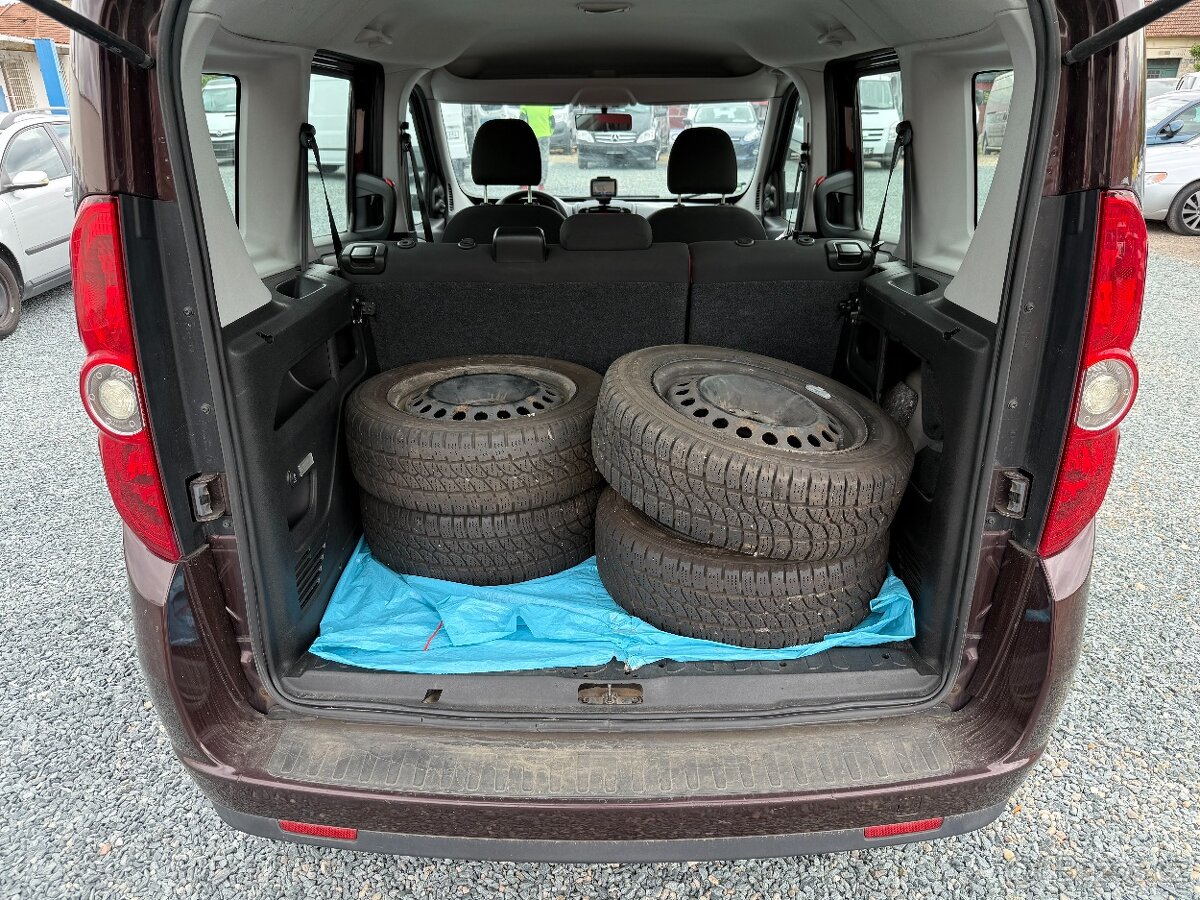 Fiat Doblo 1.6 JTD Edice 150 - 11