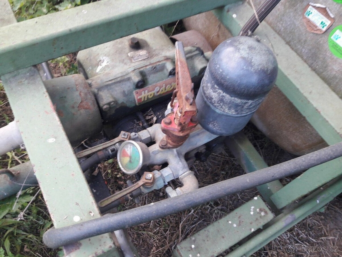 Traktor + příslušenství - 11