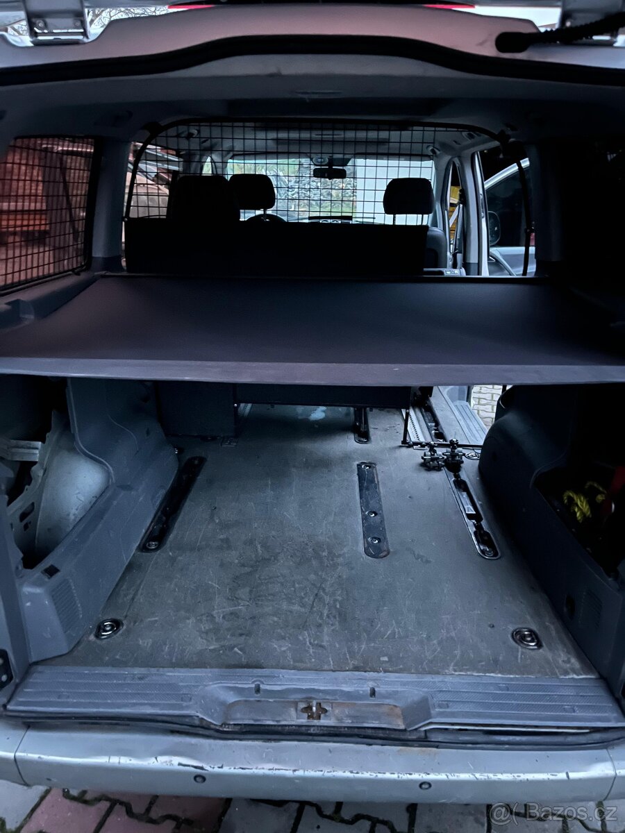 Mercedes-Benz Vito 111 CDi, 85kW - 11