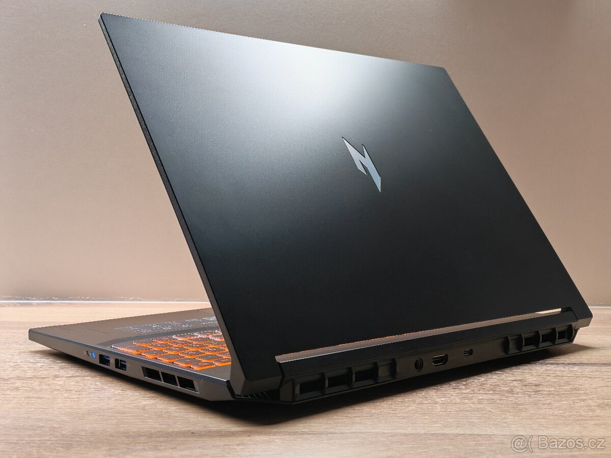 RTX 5070 8GB_ACER NITRO V16 AI_R7 260_16GB_1TB_180HZ - 11