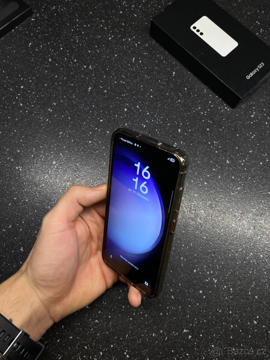 Prodám Samsung Galaxy S23 - 256 GB,bílý - 11