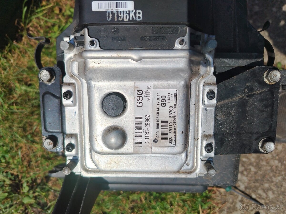 Kia ceed 2012 1.6 cvvt zbylé díly za pár kč - 11