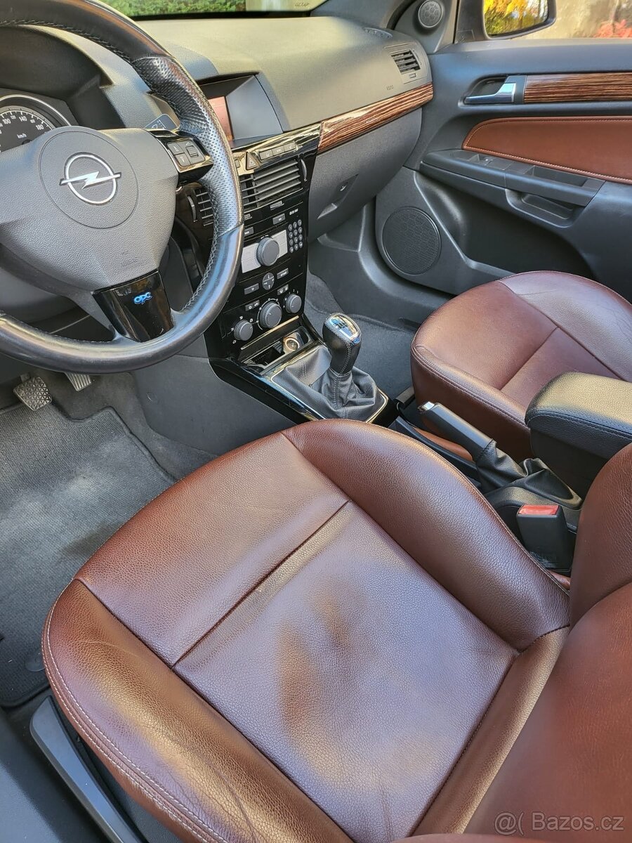 Prodám Opel kabriolet OPC limited edition - 11