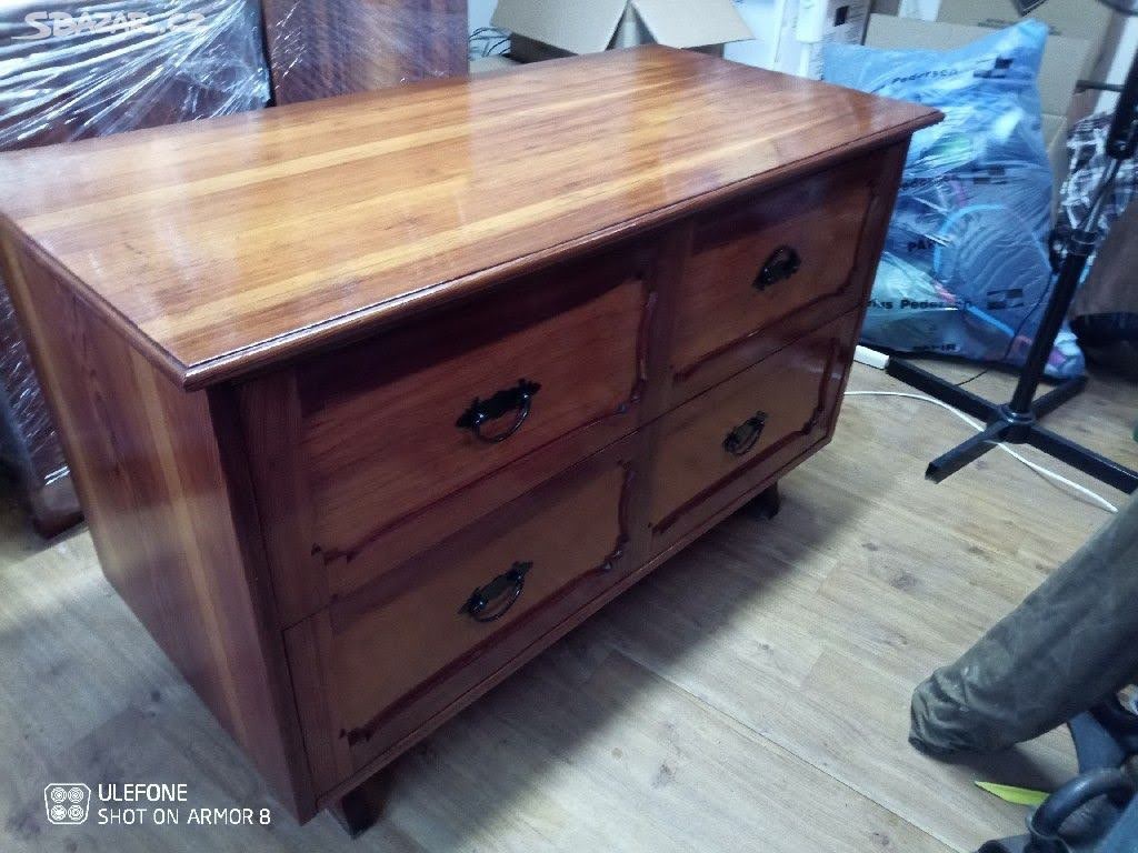 Šatní skříň - 11