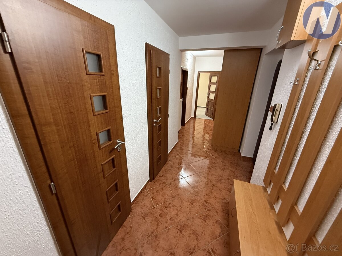 Pronájem bytu 3+1 s balkonem a garáží – Husinec, Kostnická u - 11