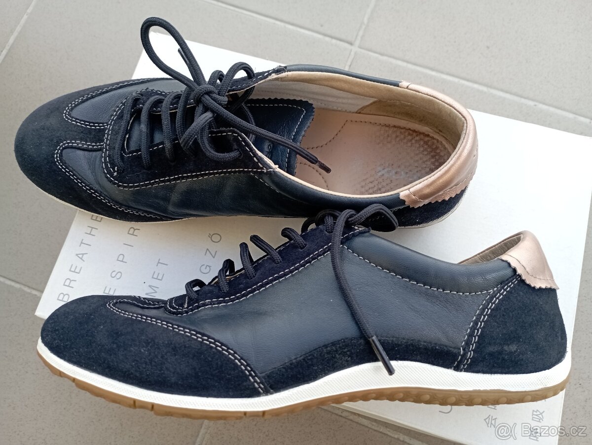 Dámské kožené tenisky - 11