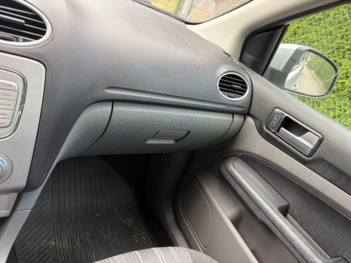 Ford Focus 1.6 TDci - 11