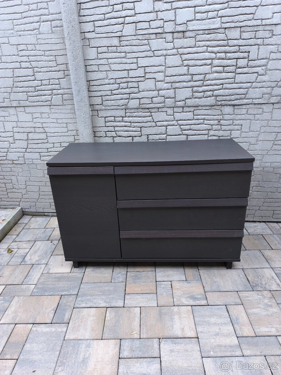 Prodám černou komodu - 11