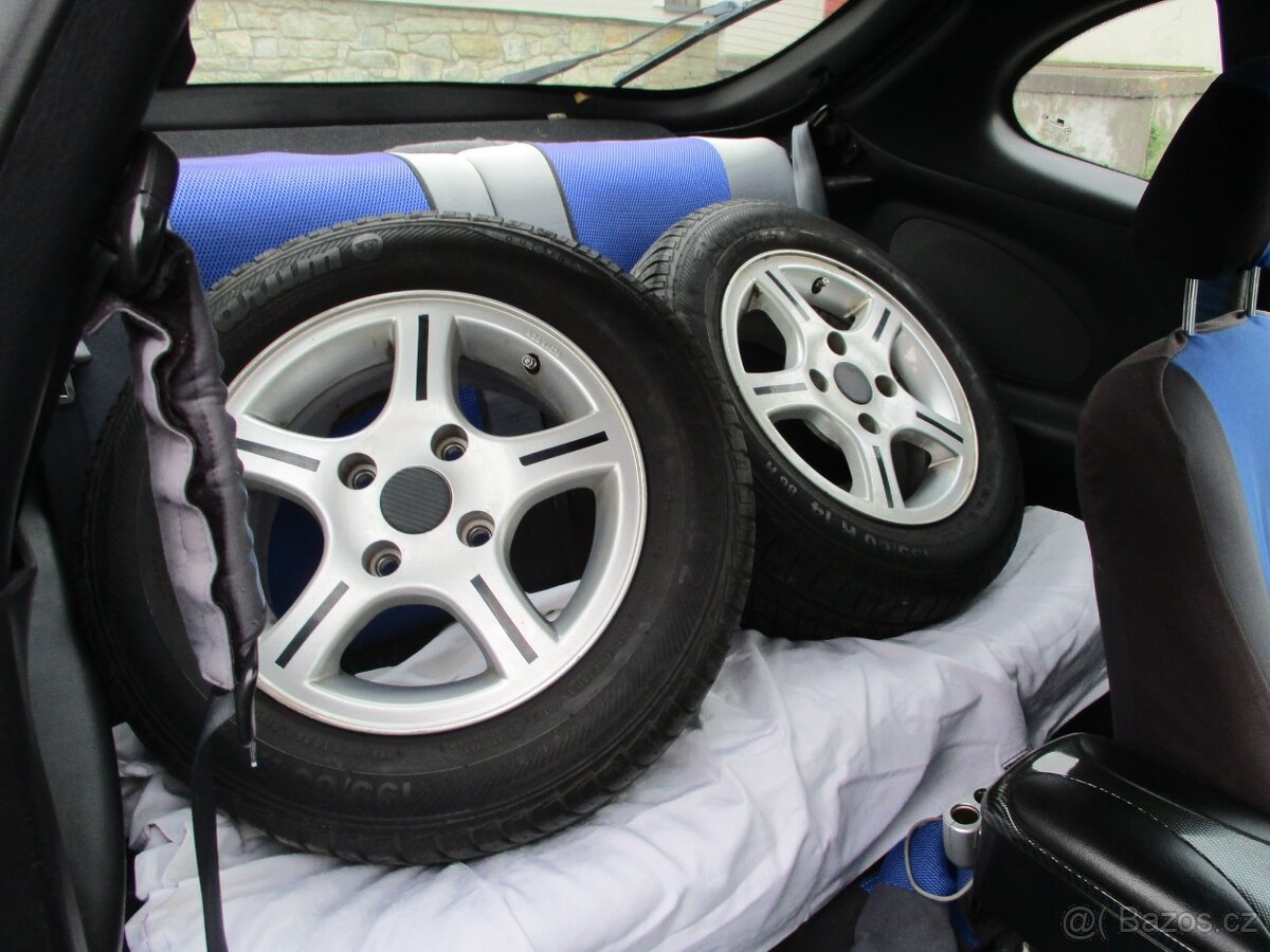 HYUNDAI LANTRA COUPE - 1.6 i - 11