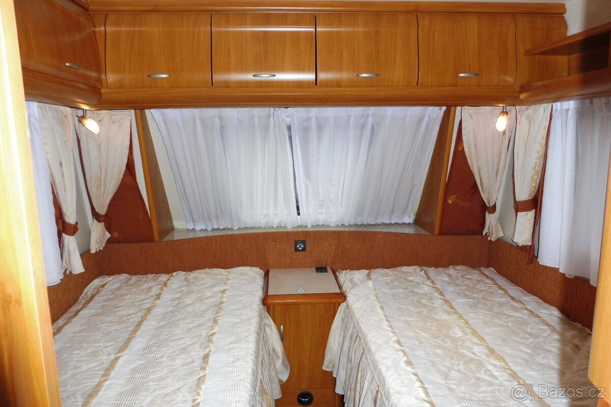 Hobby 495 Excellent 495 UL R.V. 2007 Mover - 11