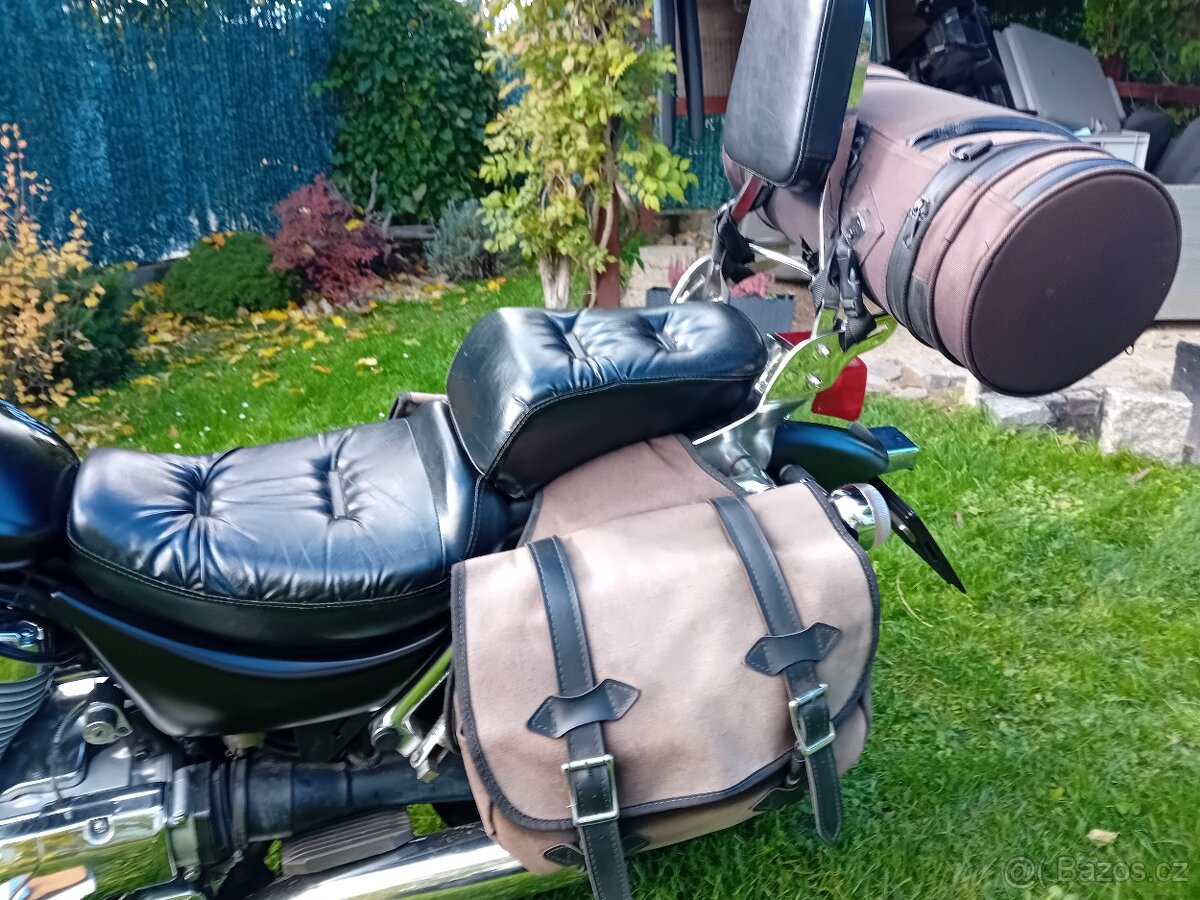 Suzuki intruder vs800 - 11