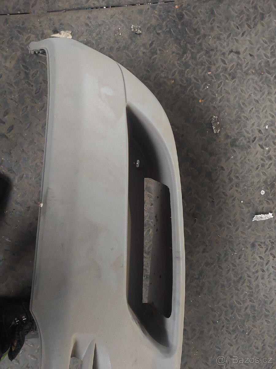 Přední část mercedes sprinter 2006 - 11