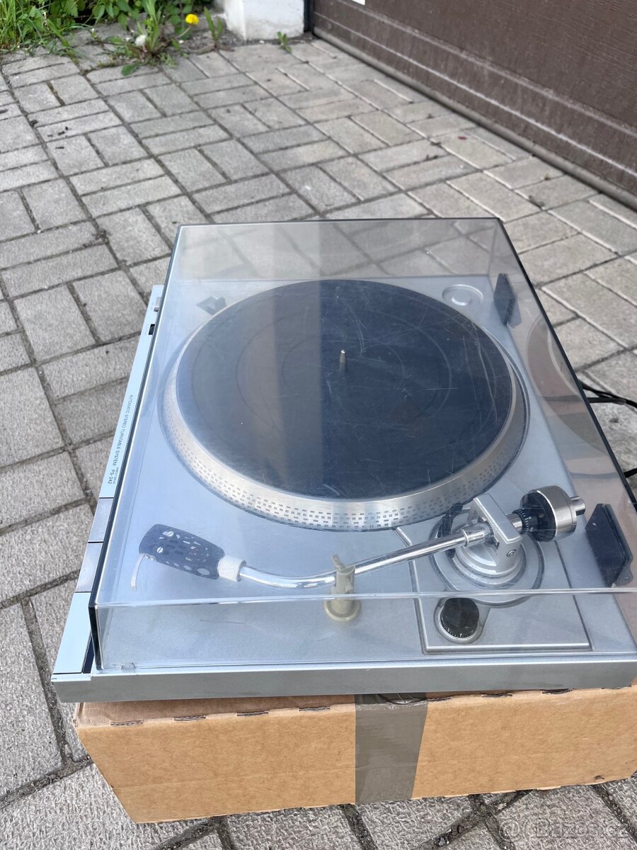 Gramofon SONY PS-242 direct drive + Sanyo MG-09 - 11