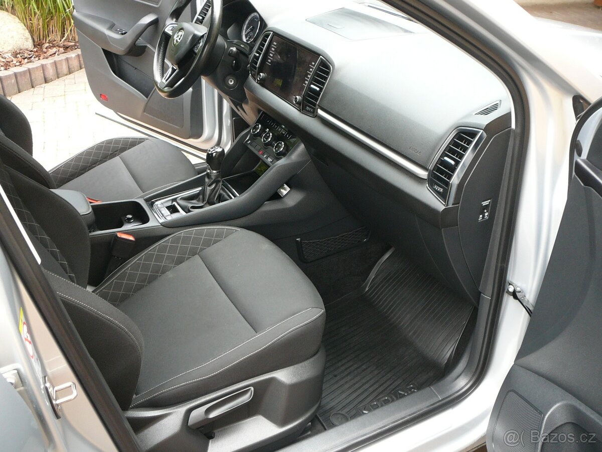 ŠKODA KAROQ 2.0 TDI 110KW 4x4 FULLLED NAV FRONT OPCPARK - 11