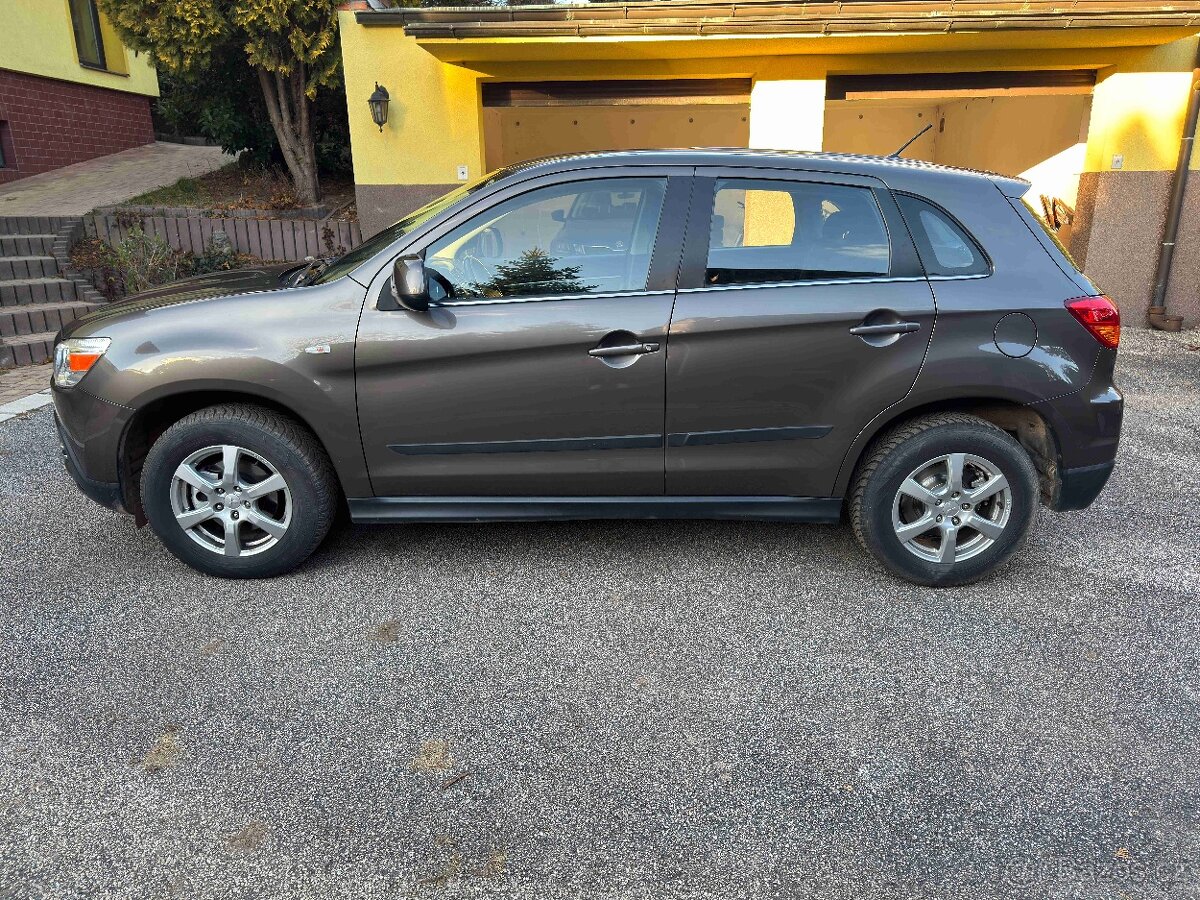 Mitsubishi ASX,4x4, 2012, 99xxx najeto, servisováno - 11