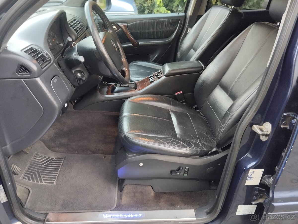 MERCEDES ML270 CDI AUTOMAT - 11