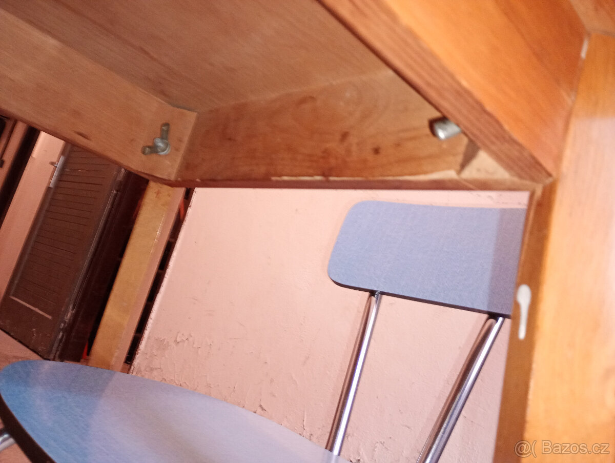 RETRO Kuchyňský stůl + 2 židle ,ČSSR 1980 - 11