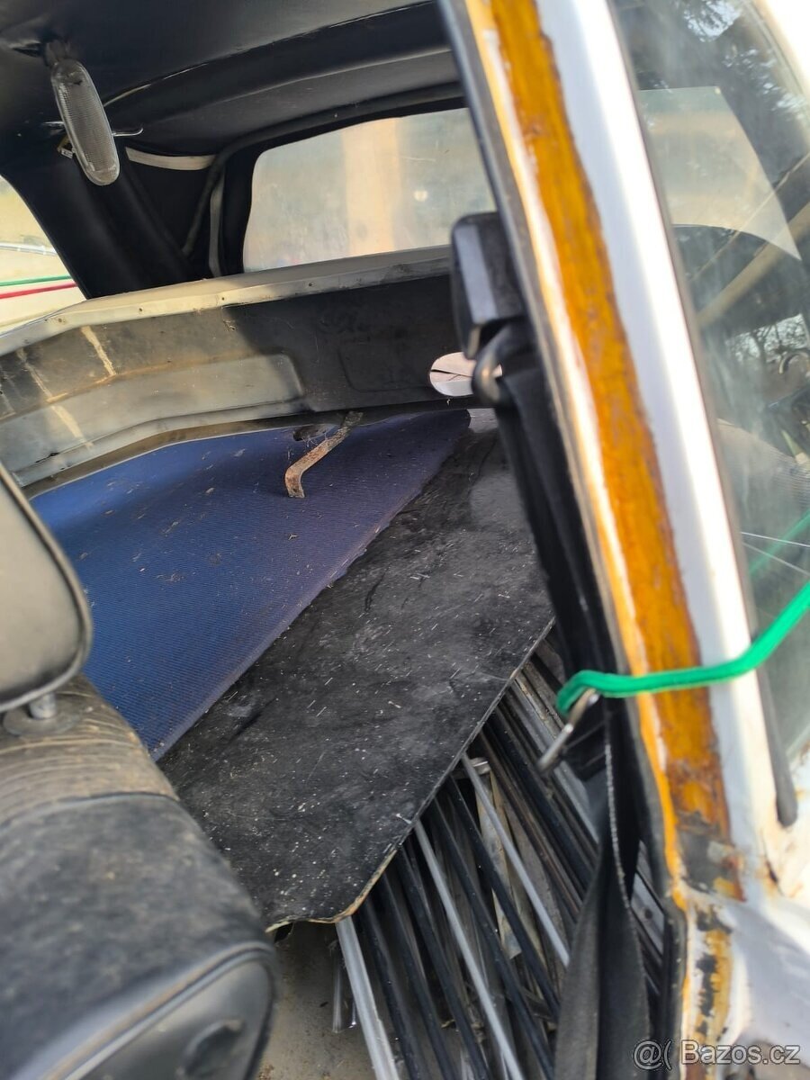 BMW 2002 - 11