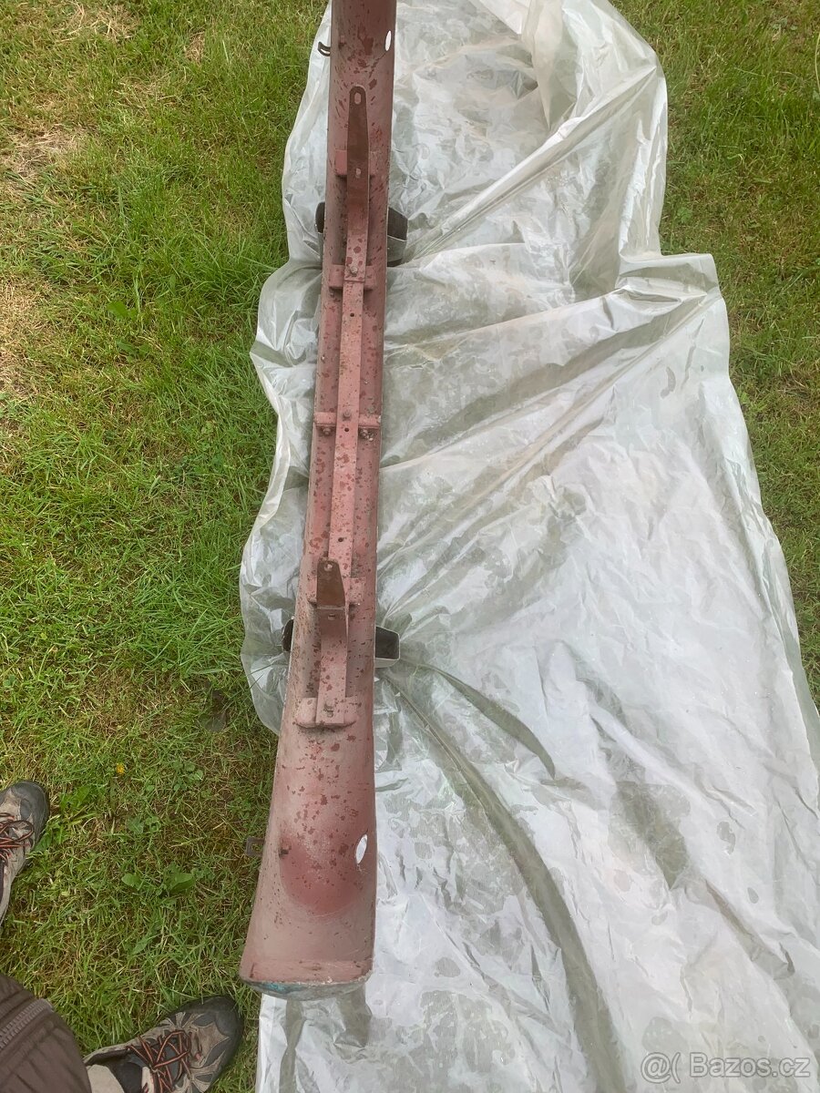 Tatra 603 díly nárazník disky pera - 11