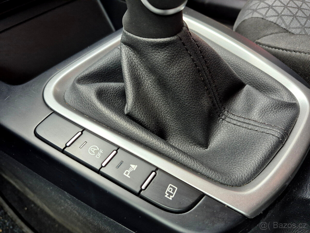 Kia Ceed kombi 1,5 TGDi 118kw, tažné, MY2023, CZ - 11