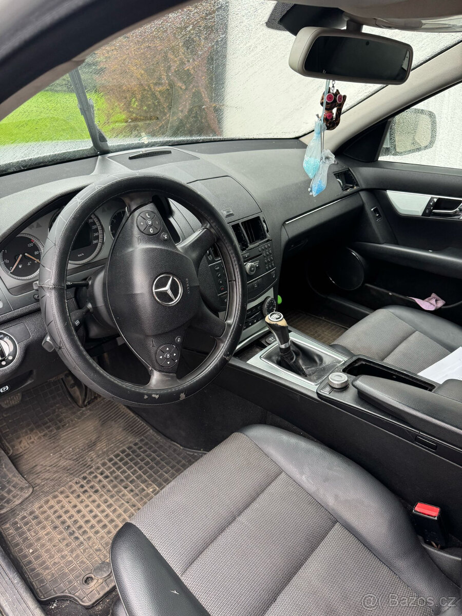 MERCEDES BENZ C 220CDi AVANTGARDE - 11
